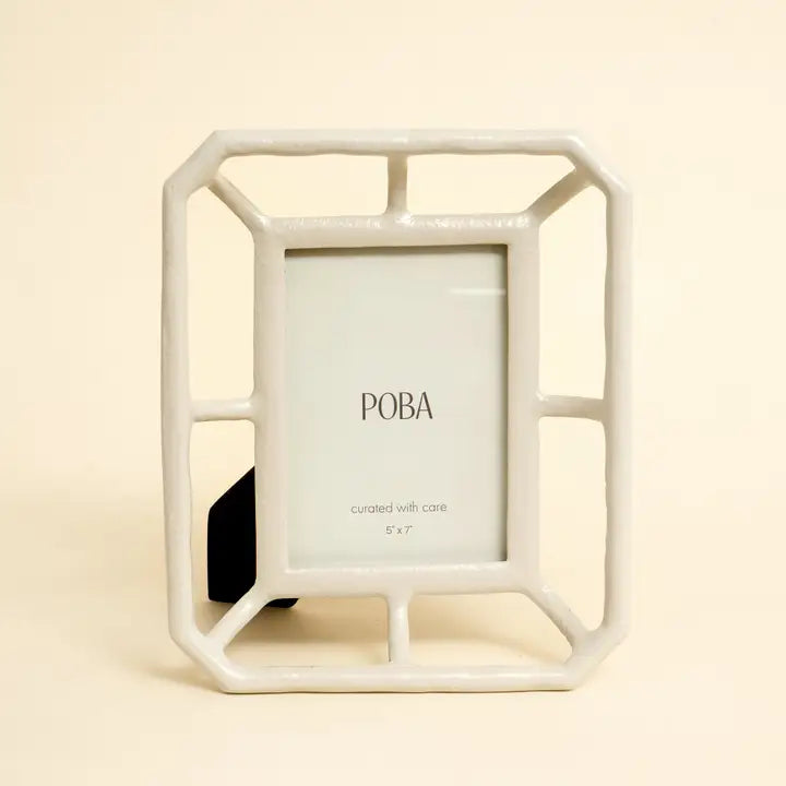 5x7 Wire Photo Frame – Contemporary Aluminium Frame for Desk, Shelf, or Table Décor