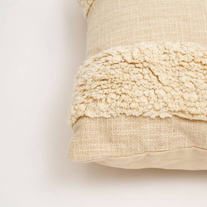 Ivory Fringe Charm Tufted Cushion – Natural Cotton 40 × 40 cm