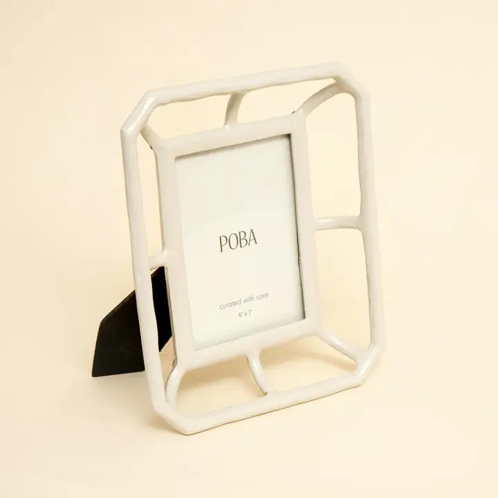 5x7 Wire Photo Frame – Contemporary Aluminium Frame for Desk, Shelf, or Table Décor