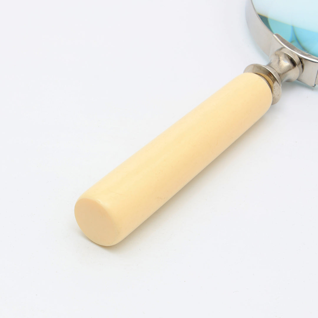 Luxury Cream Handle Magnifying Glass with Steel Frame | White