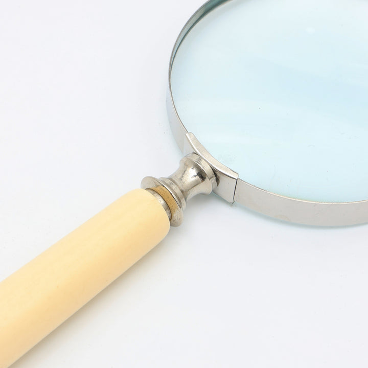 Luxury Cream Handle Magnifying Glass with Steel Frame | White