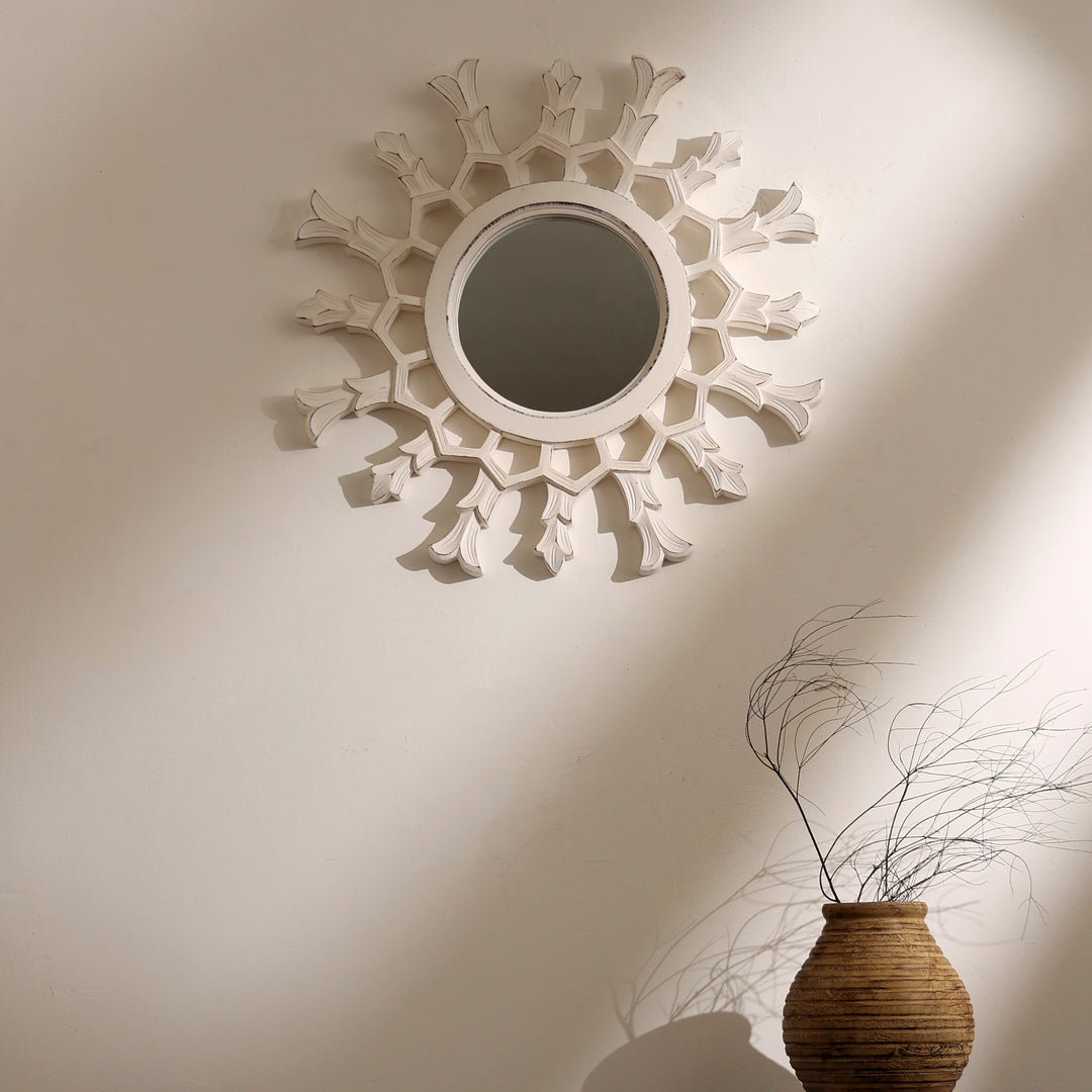 Specchio da parete a raggiera in legno metallico