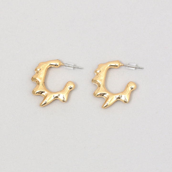 Wavy Gold Hoop Earrings