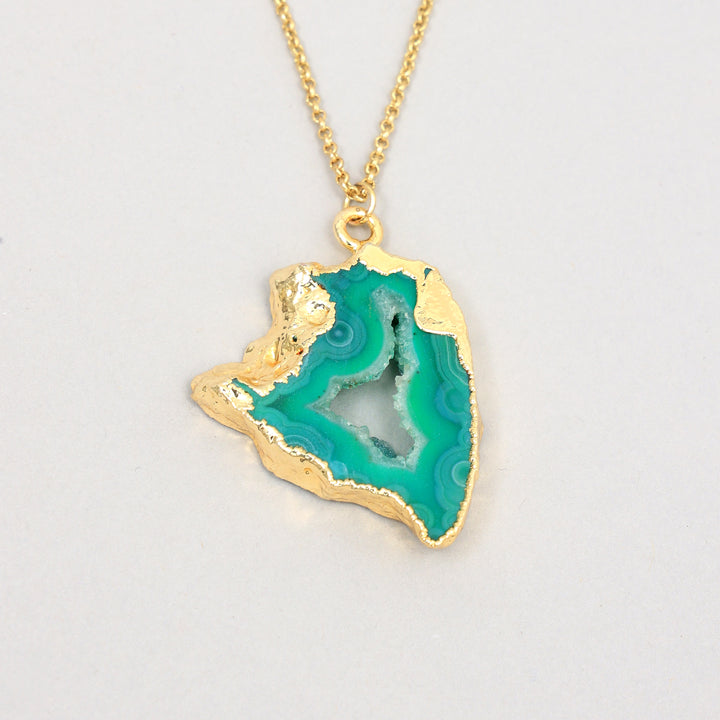 Multi-Stone Layered Chain