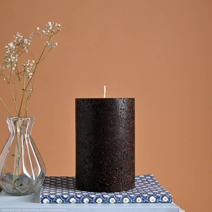 Myrrh & Amber Marble Pillar Candle – Bronze Collection | Handcrafted Marble Finish Wax Candle with Warm Resinous Fragrance | Luxurious Home Décor Accent