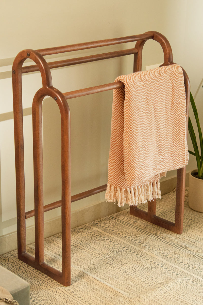OLD WORLD READY-TO-ASSEMBLE TOWEL HOLDER