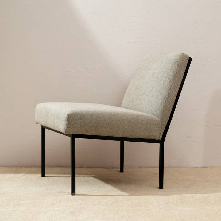Modern Cotton Lounge Chair – Upholstered Accent Chair with Black Iron Frame | Light Grey