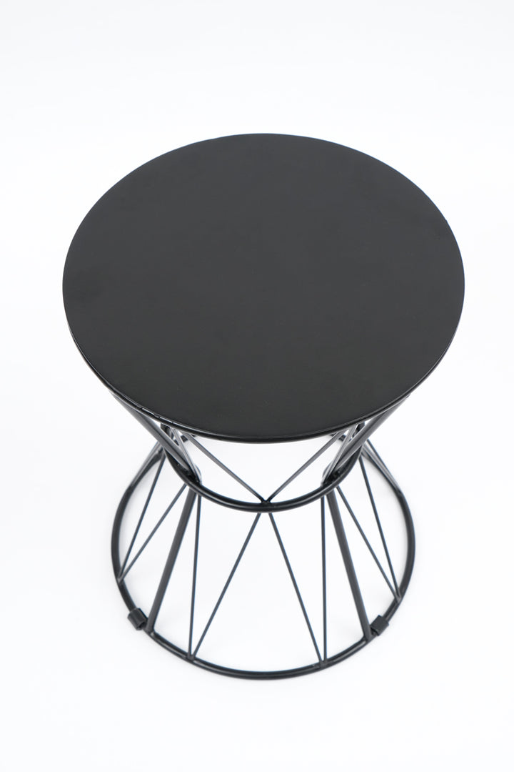Round Stool – Industrial-Style Accent Seating