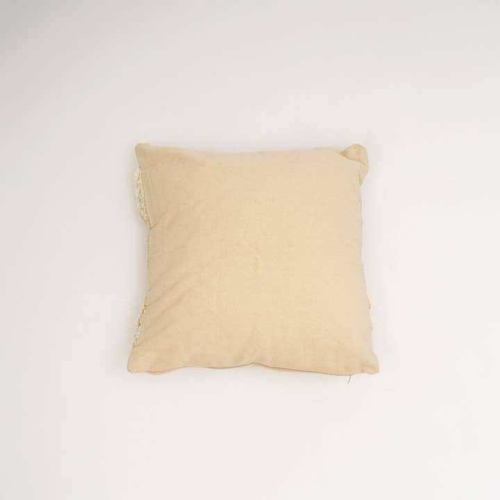 Ivory Fringe Charm Tufted Cushion – Natural Cotton 40 × 40 cm