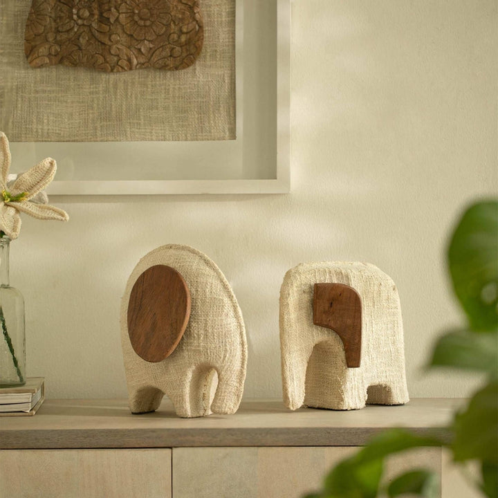 Anarva Handcrafted Ecomix Elephant Figurine