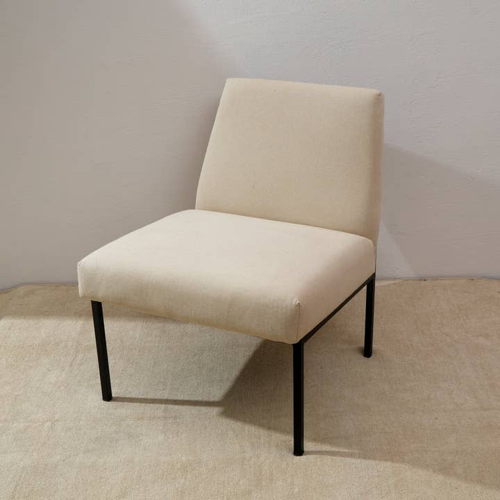 Modern Beige Cotton Lounge Chair | Upholstered Accent Chair with Iron Frame