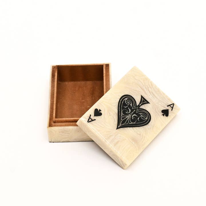 Pearl Spade Resin Playing Card Box – White & Black