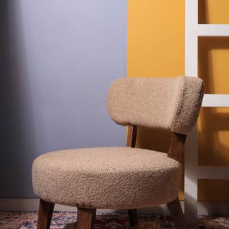 Modern Upholstered Lounge Chair with Wooden Legs