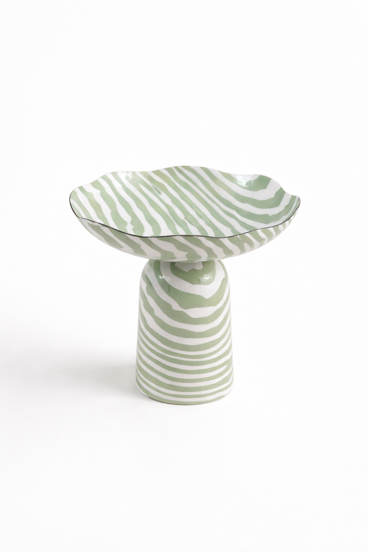 Poko Iron Bowl – Enamel Printed Decorative Tabletop Accent (24 cm)`