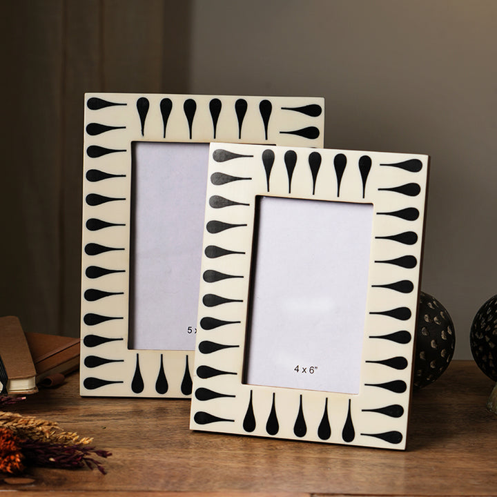 Set di 2 Cornici per Foto in Resina – Cornici Decorative Eleganti e Resistenti - ABW22-112244