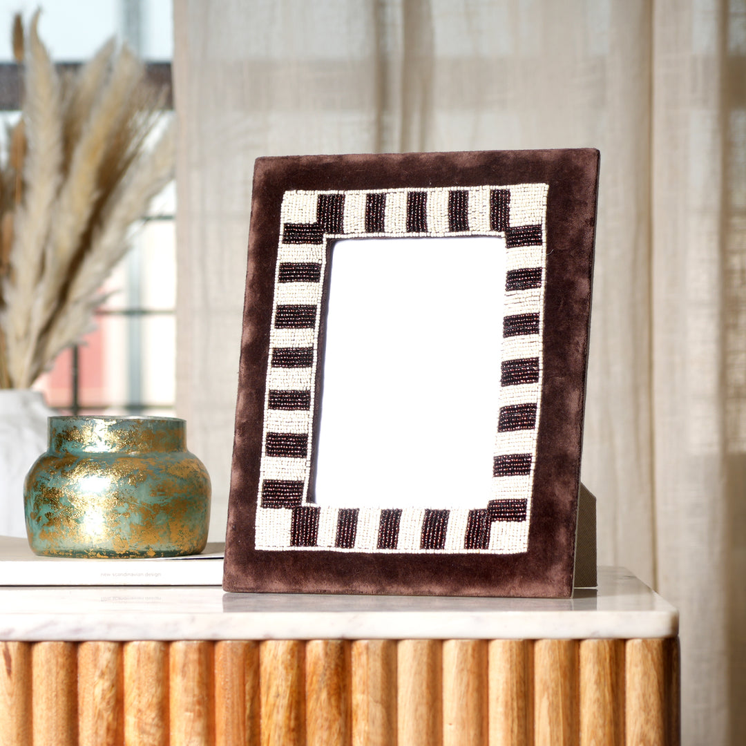 Classic Mocha Striped Photo Frame 5×7 Inch – Brown & Beige