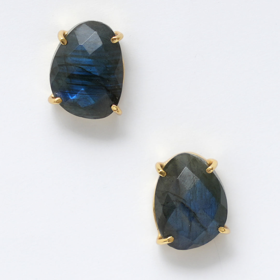 Aurora Stone Stud Earrings – Iridescent Shine