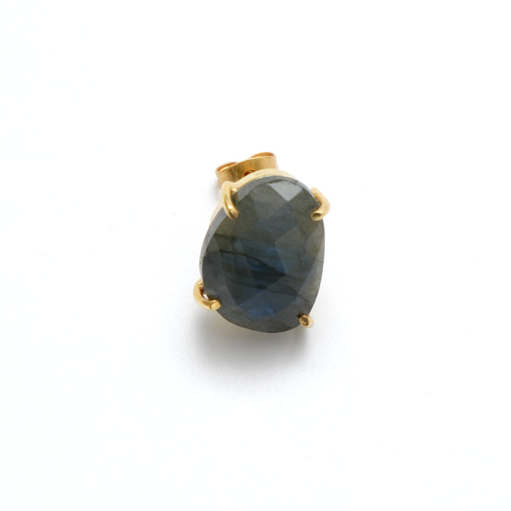 Aurora Stone Stud Earrings – Iridescent Shine