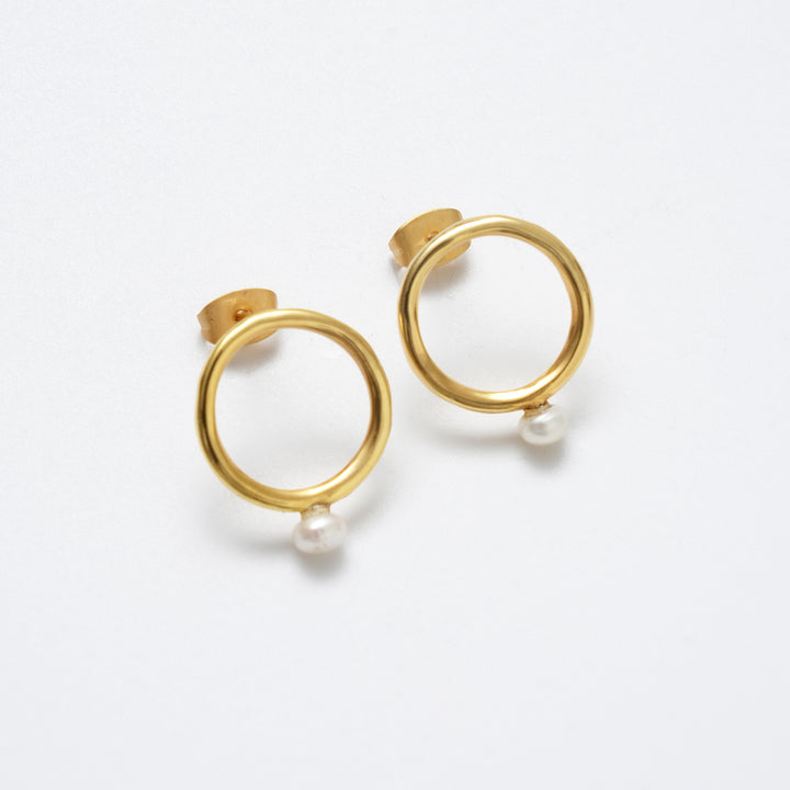 Pearl Hoop Earrings – Classic Elegance