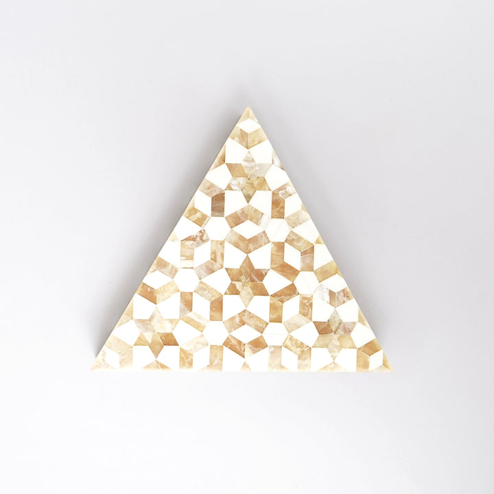 BOÎTE TRIANGLE MOTIF GÉOMÉTRIQUE