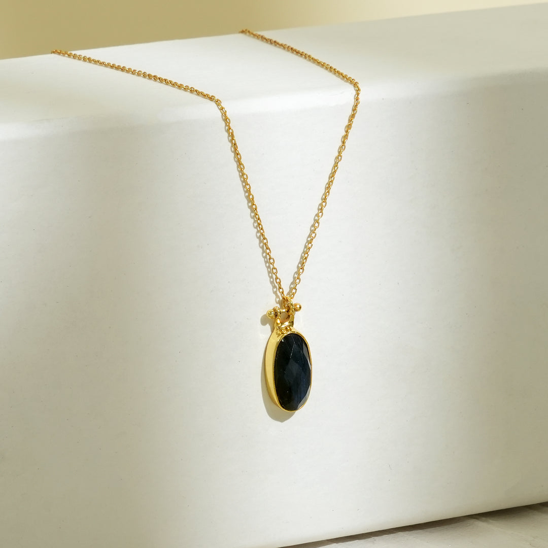 Labradorite Pendant Necklace – Mystic Glow Finish