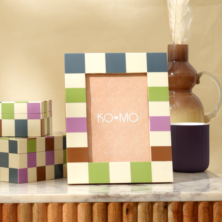 Checkered Resin Photo Frame 5x7 Inch Modern Decor Home Gifts