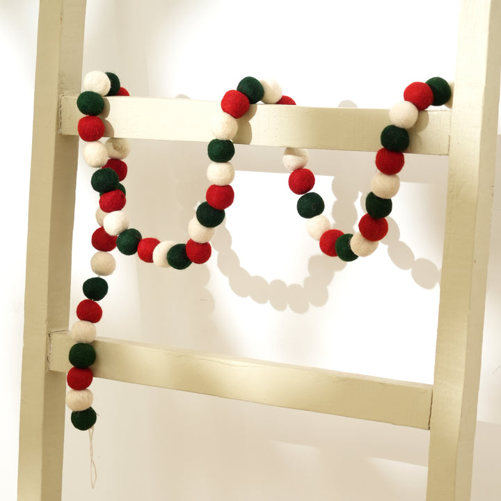 Red and Green Felt Ball Christmas Garland
