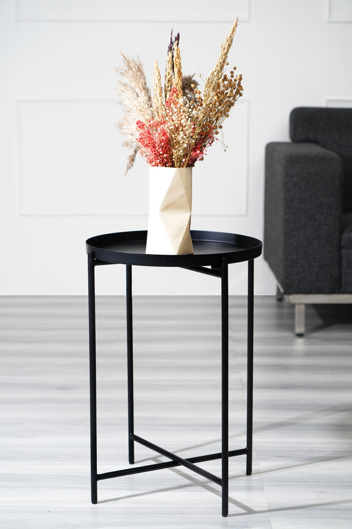 Metal Table with Round Top – Sleek and Modern Accent Piece