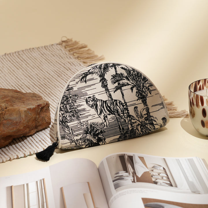 Wild Printed Canvas Travel Case –Compact Adventure Organizer
