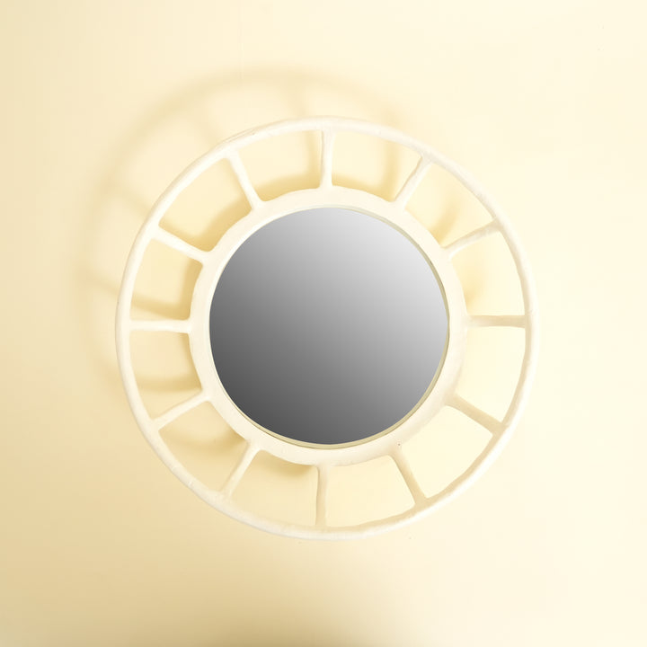 Round Wall Mirror (Snow white)