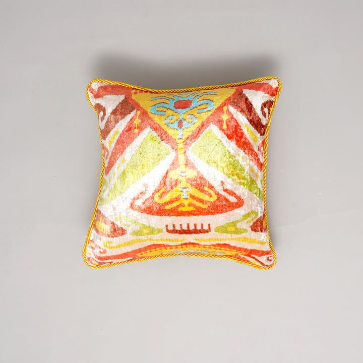 HOUSSE DE COUSSIN IMPRIMÉE EN COTON VISCOSE AVEC PIPING