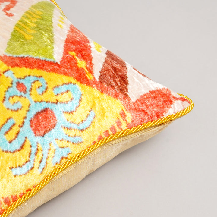 HOUSSE DE COUSSIN IMPRIMÉE EN COTON VISCOSE AVEC PIPING