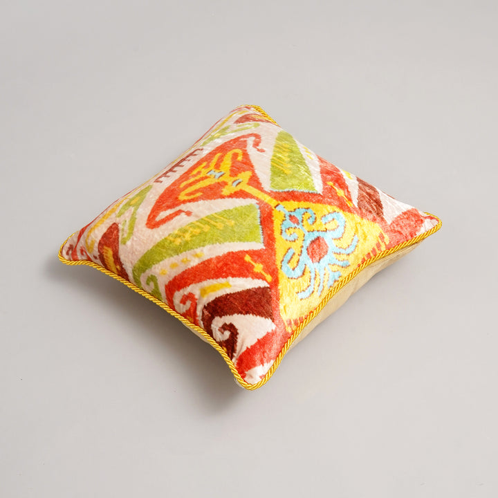 HOUSSE DE COUSSIN IMPRIMÉE EN COTON VISCOSE AVEC PIPING