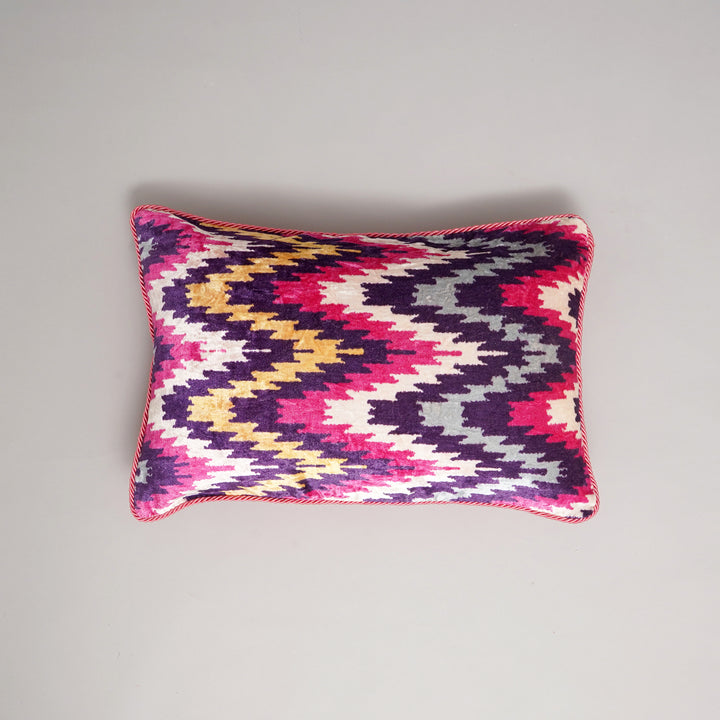 HOUSSE DE COUSSIN IMPRIMÉE EN COTON VISCOSE AVEC PIPING