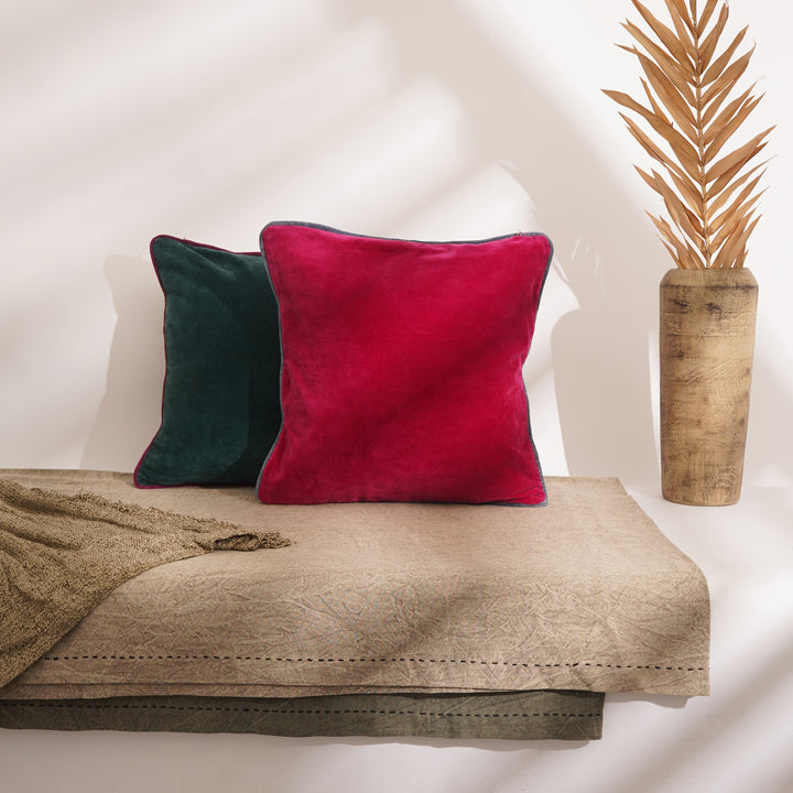 CUSCINO IN VELLUTO DI COTONE TINTO UNITO CON BORDO - 45X45 CM - Rosa