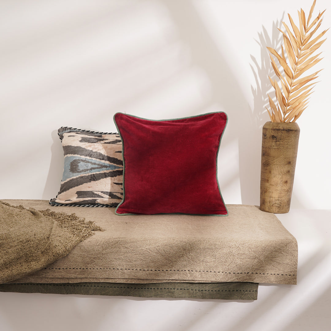 CUSCINO IN VELLUTO DI COTONE TINTO UNITO CON BORDO - 45X45 CM - Maroon