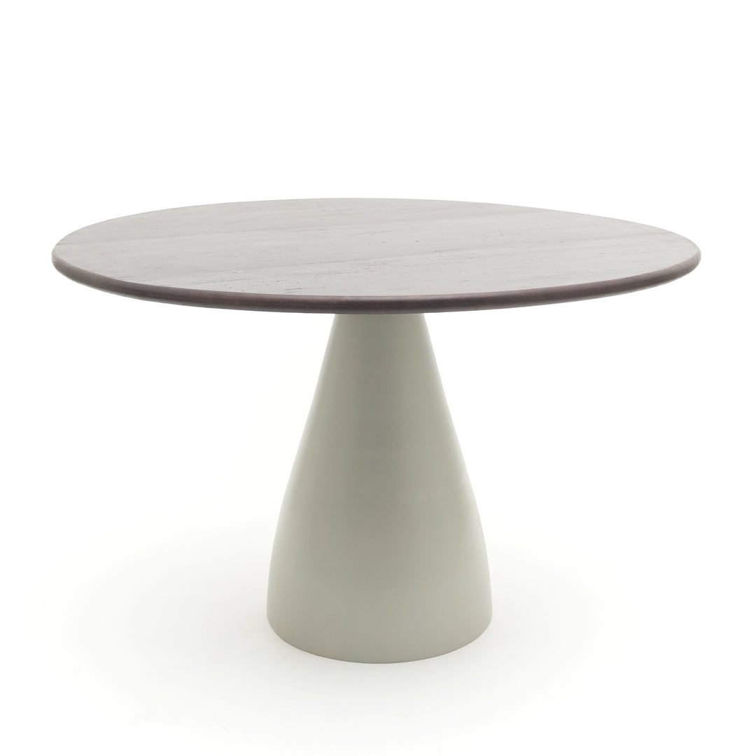 Nordic Wood Dining Table – Minimalist Scandinavian Design with Solid Wood Finish