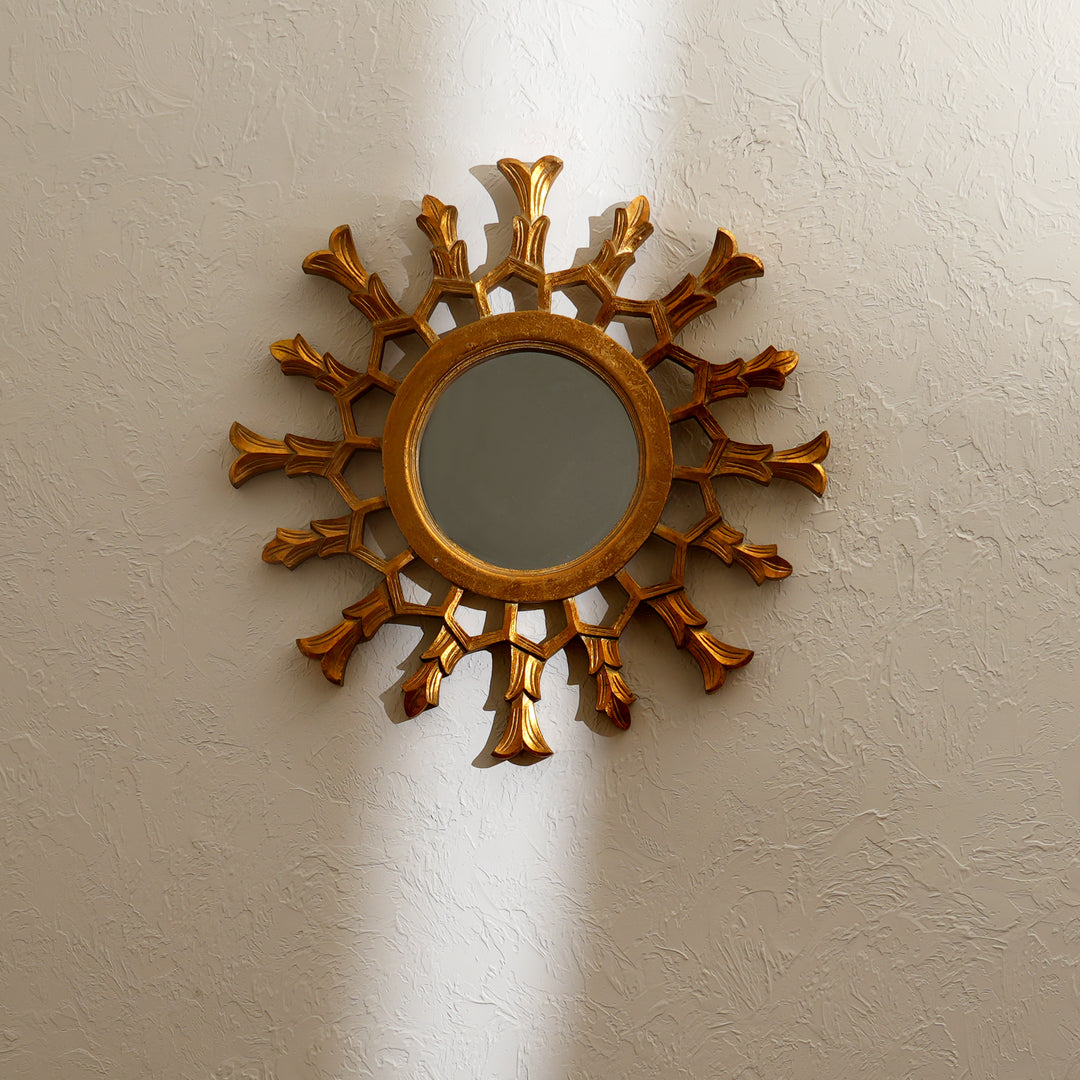 Specchio da parete a raggiera in legno metallico