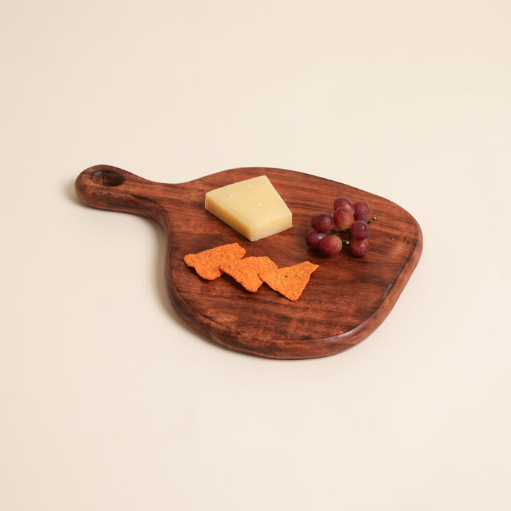 Rustic Loop Chopping Board in Acacia Wood 22x32 cm