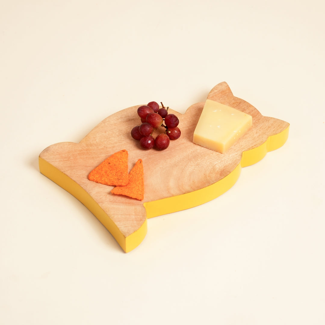 Cat Shaped Mango Wood Serving Board with Colour Edge