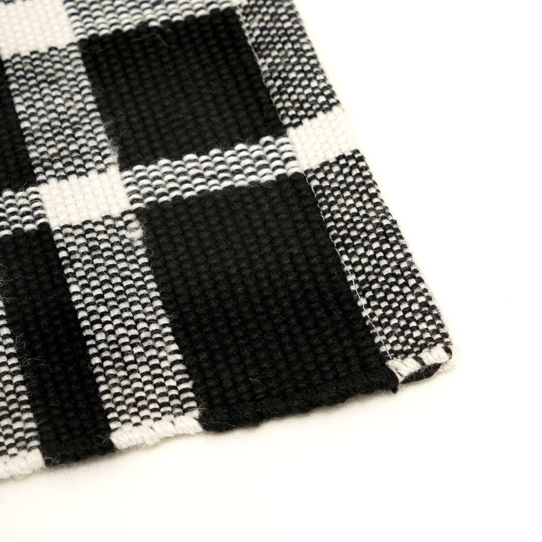 Charcoal Checker Stripe Placemat – Durable Polyester Table Mat for Dining and Kitchen