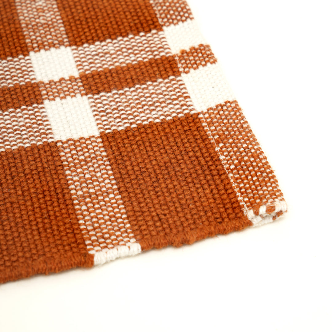 Rust Checker Stripe Placemat – Durable Polyester Table Mat for Dining and Kitchen