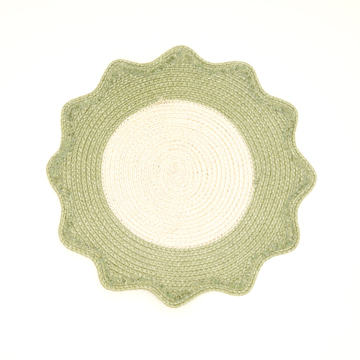 Green Polyester Braided Placemat – Durable Round Table Mat for Dining