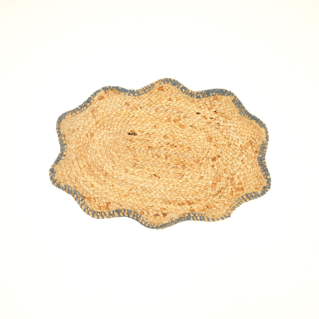 Natural Jute Scalloped Braided Placemat – Handmade Table Mat for Home Décor