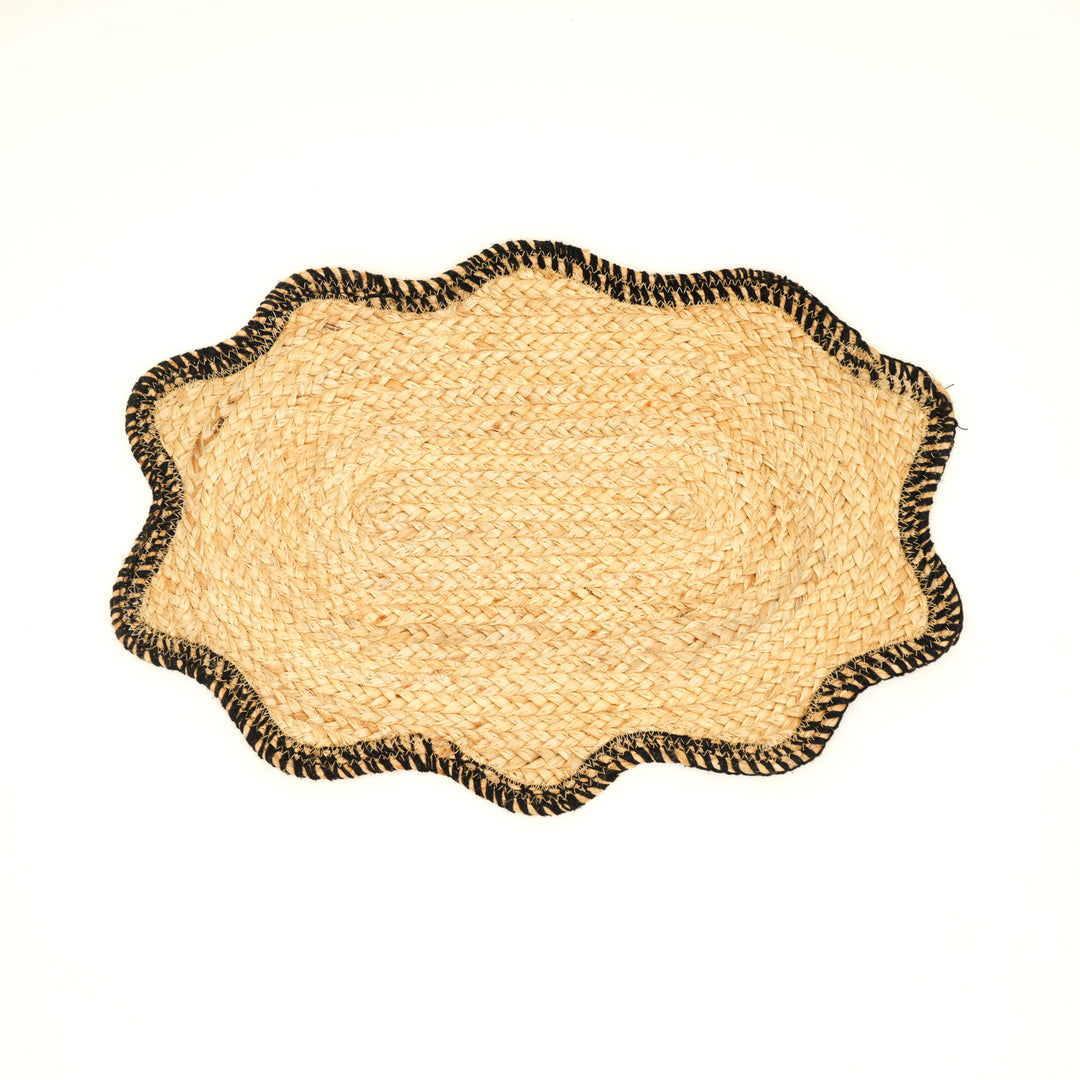 Charcoal Scalloped Jute Placemat – Handcrafted Sustainable Table Mat