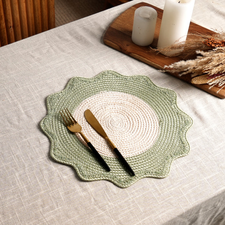 Green Polyester Braided Placemat – Durable Round Table Mat for Dining