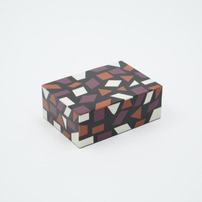 Caja decorativa con patrón chic – Almacenamiento elegante y acento sofisticado - ABW22-032145 L