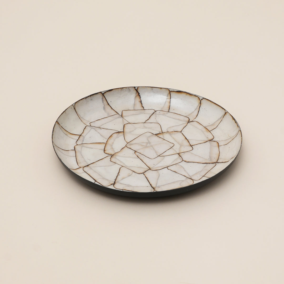 Set of 4 Rustica Mosaic Round Iron Tray – Enamel Stone Pattern Decorative Display Tray
