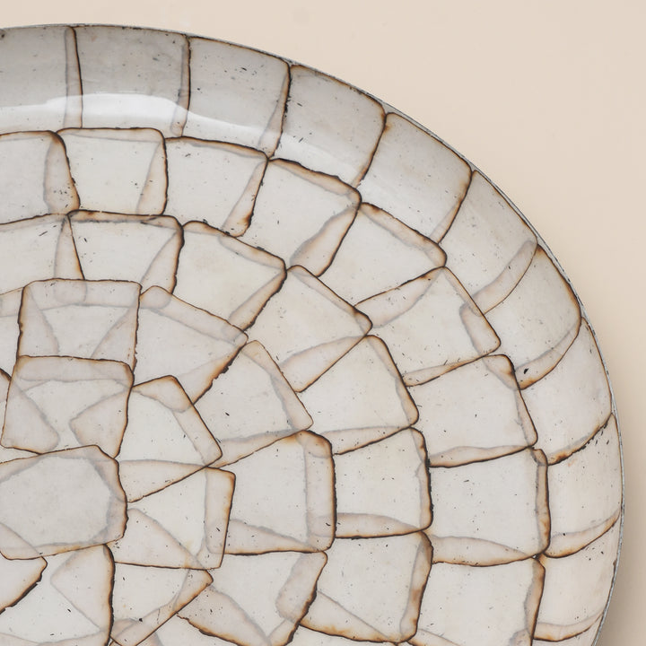 Set of 2 Mosaic Shell Pattern Round Iron Serving Dish – Enamel Finish Decorative Platter