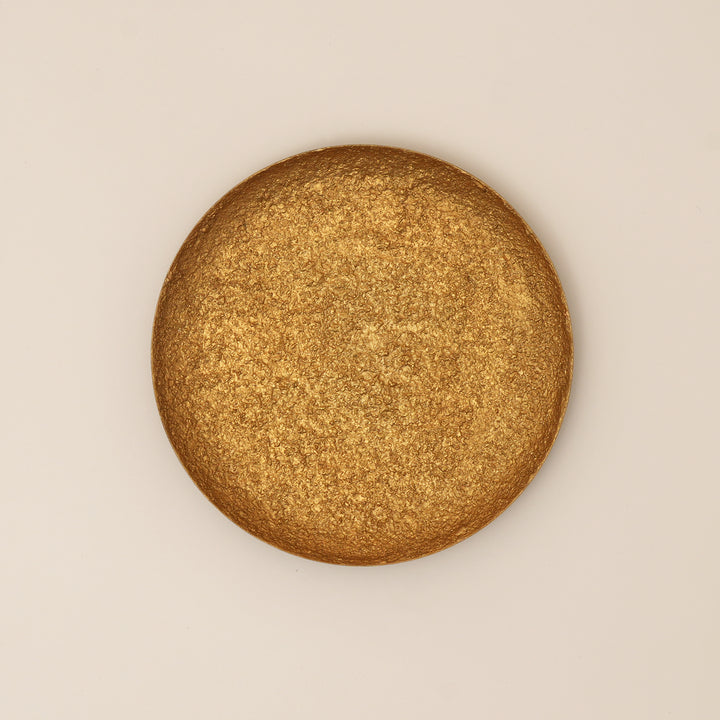 Aurielle Textured Round Iron Tray – Hammered Gold Decorative Display Tray